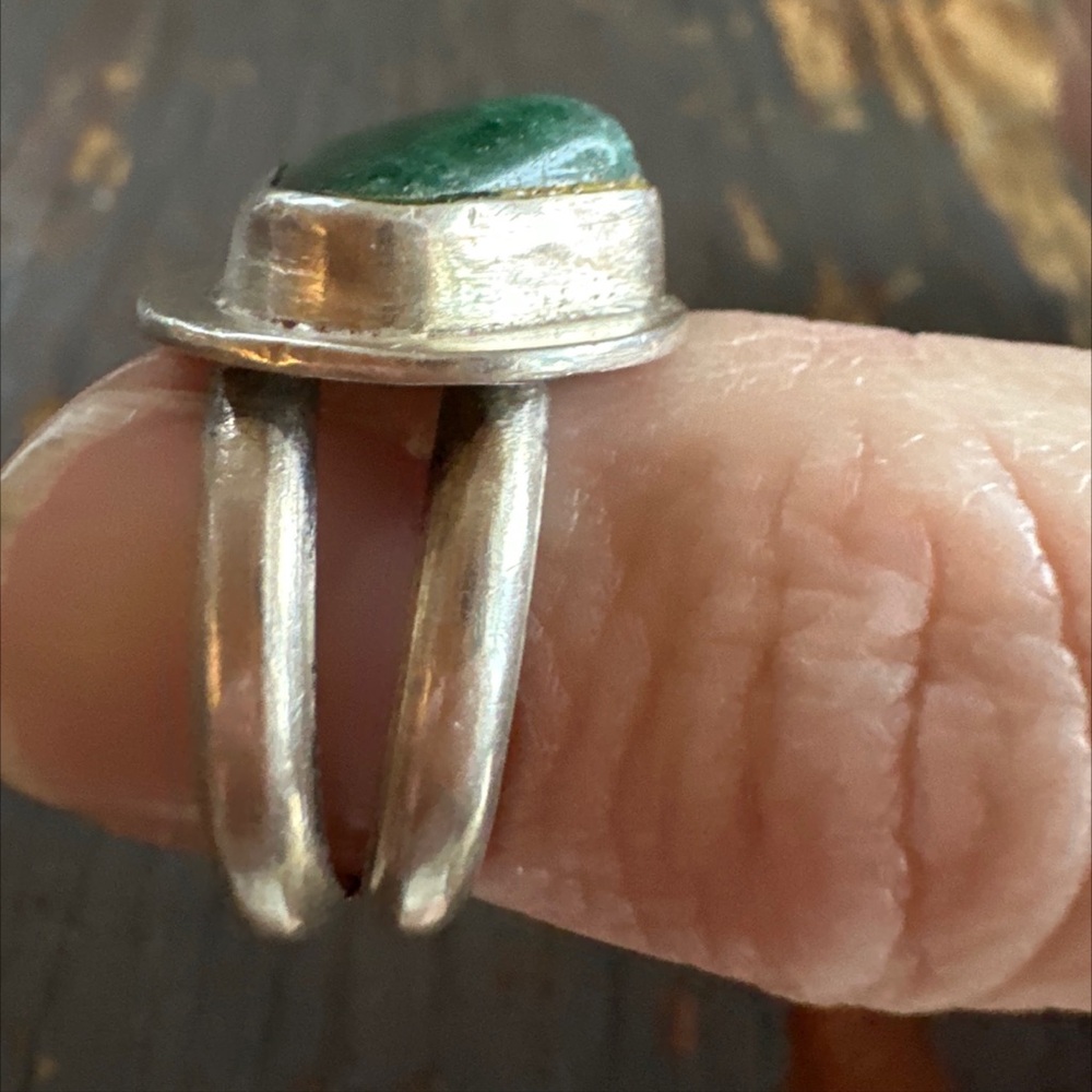 Sterling Silver Green Agate Ring - image 3